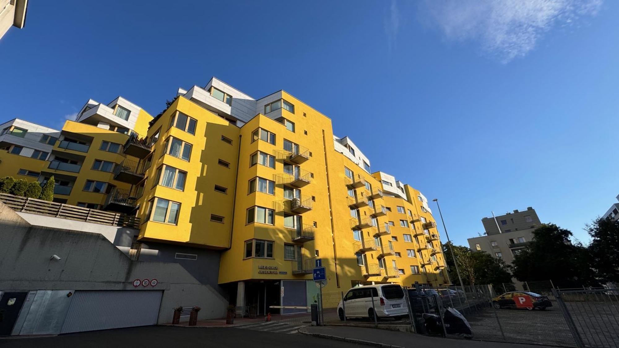 Rezidence Jeseniova Pragueアパートメント エクステリア 写真